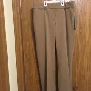 LOFT Ann Taylor dress pants. SZ 10 short